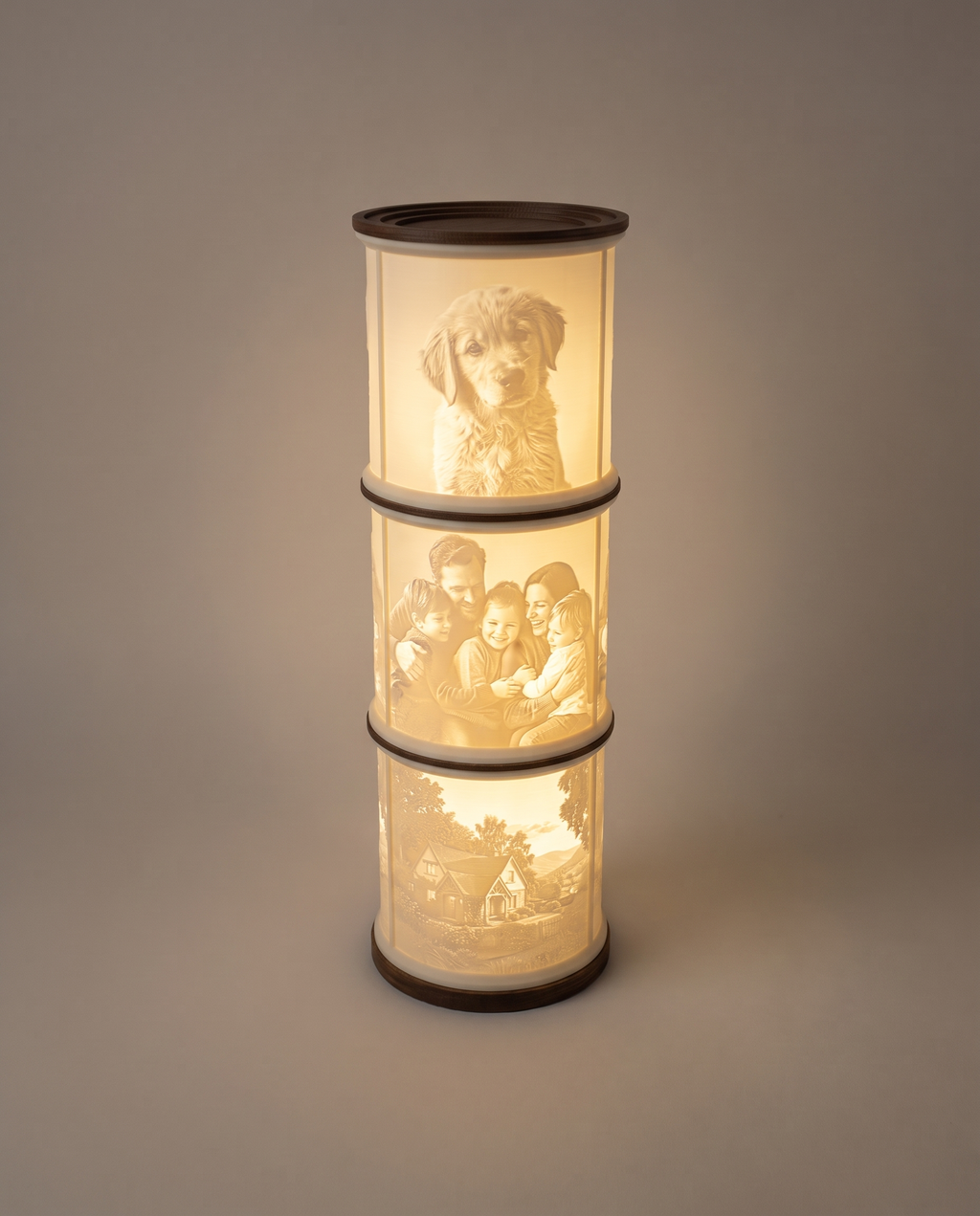 Lithophanie-Lampe Dreifach – Clean-Studio Hero, oben Hund, Mitte Familie, unten Haus